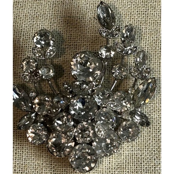 Vintage Eisenberg Crystal Prong Rhinestone Floral Wreath Brooch Pin Rhodium - Picture 9 of 13